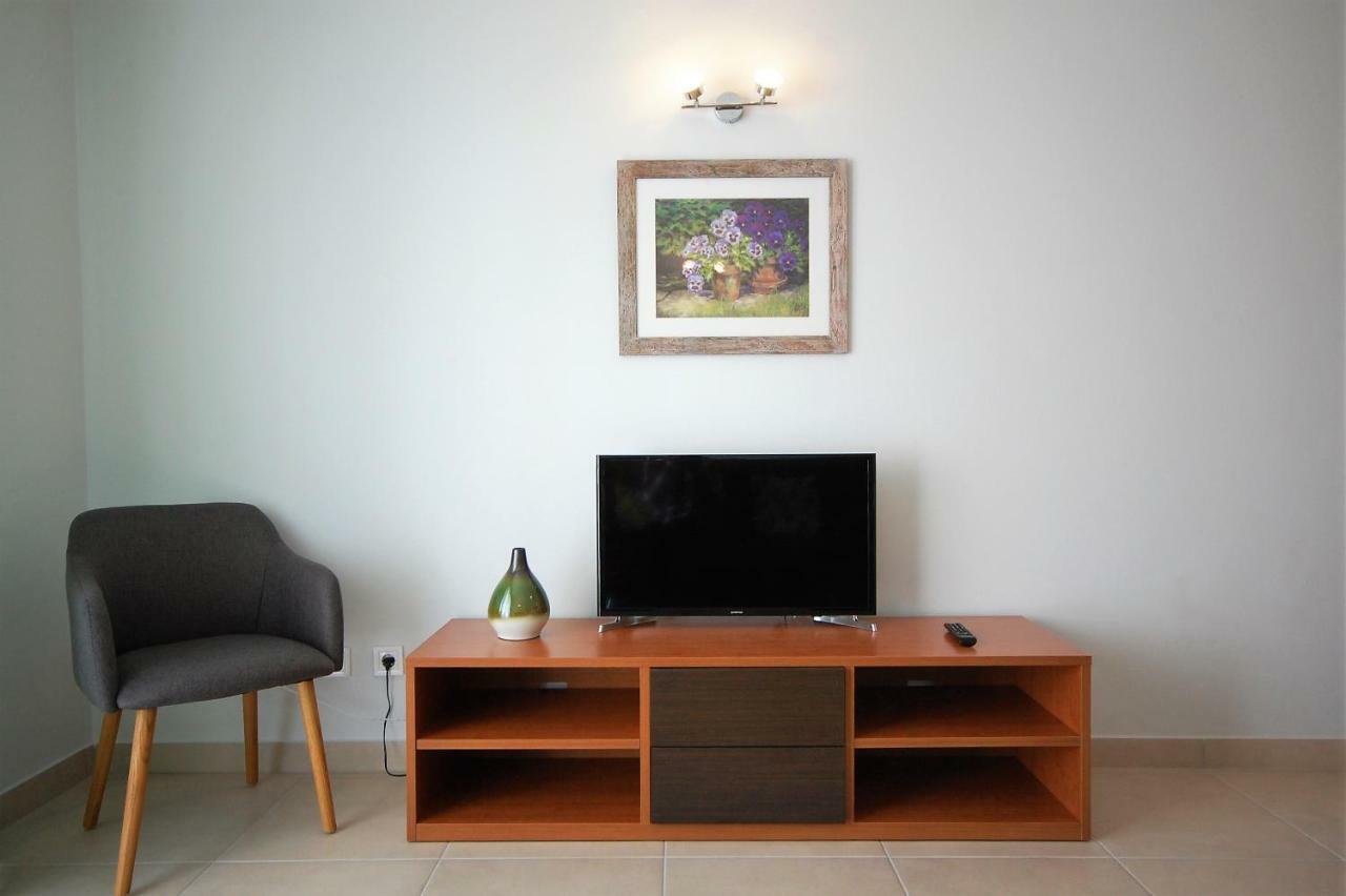 Apartamento Velamar - 250 M From The Beach By Bedzy Albufeira Exterior photo